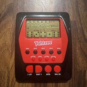 Yahtzee Electronic Handheld Game A2125 Black Red 2012 Hasbro Tested and Working